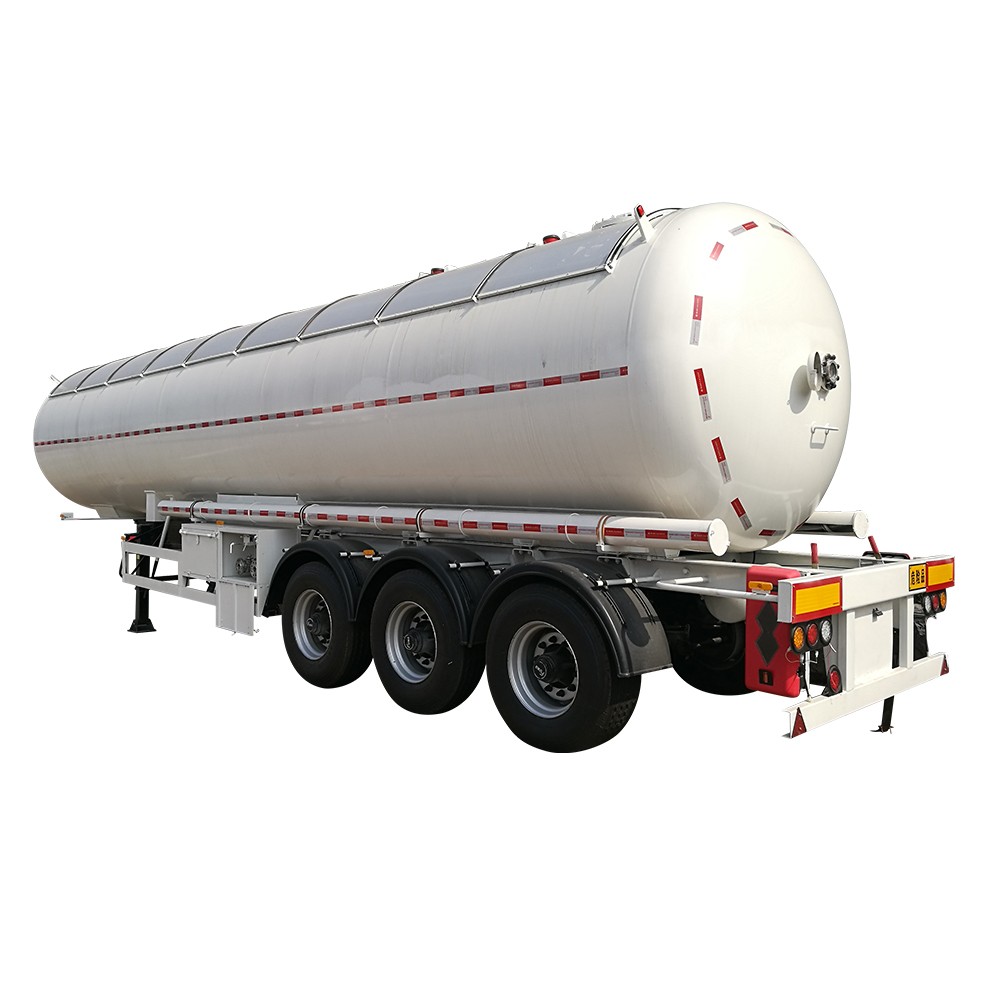 Semirremolque Lpg de 3 árboles y 56000 litros con toldo
